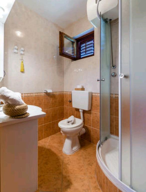 Apartments Bralic Віс Екстер'єр фото